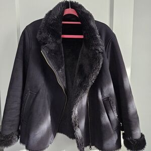 Uniqlo Black Teddy Jacket